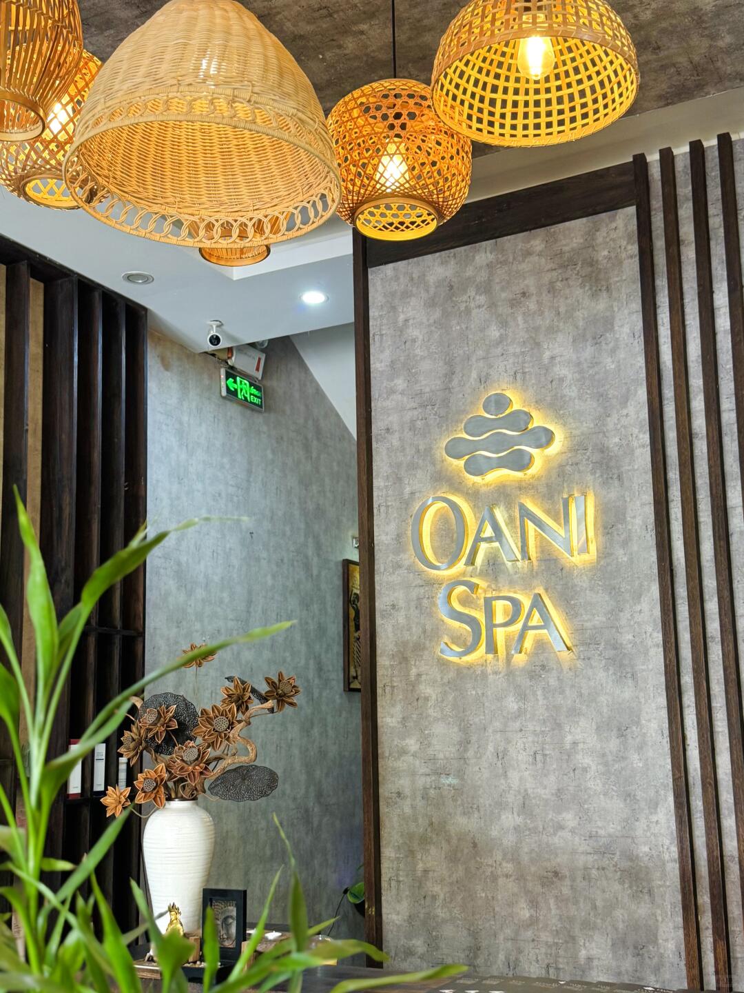 岘港 在Oani Spa体验时提供100分钟套餐：全身+面部+洗头