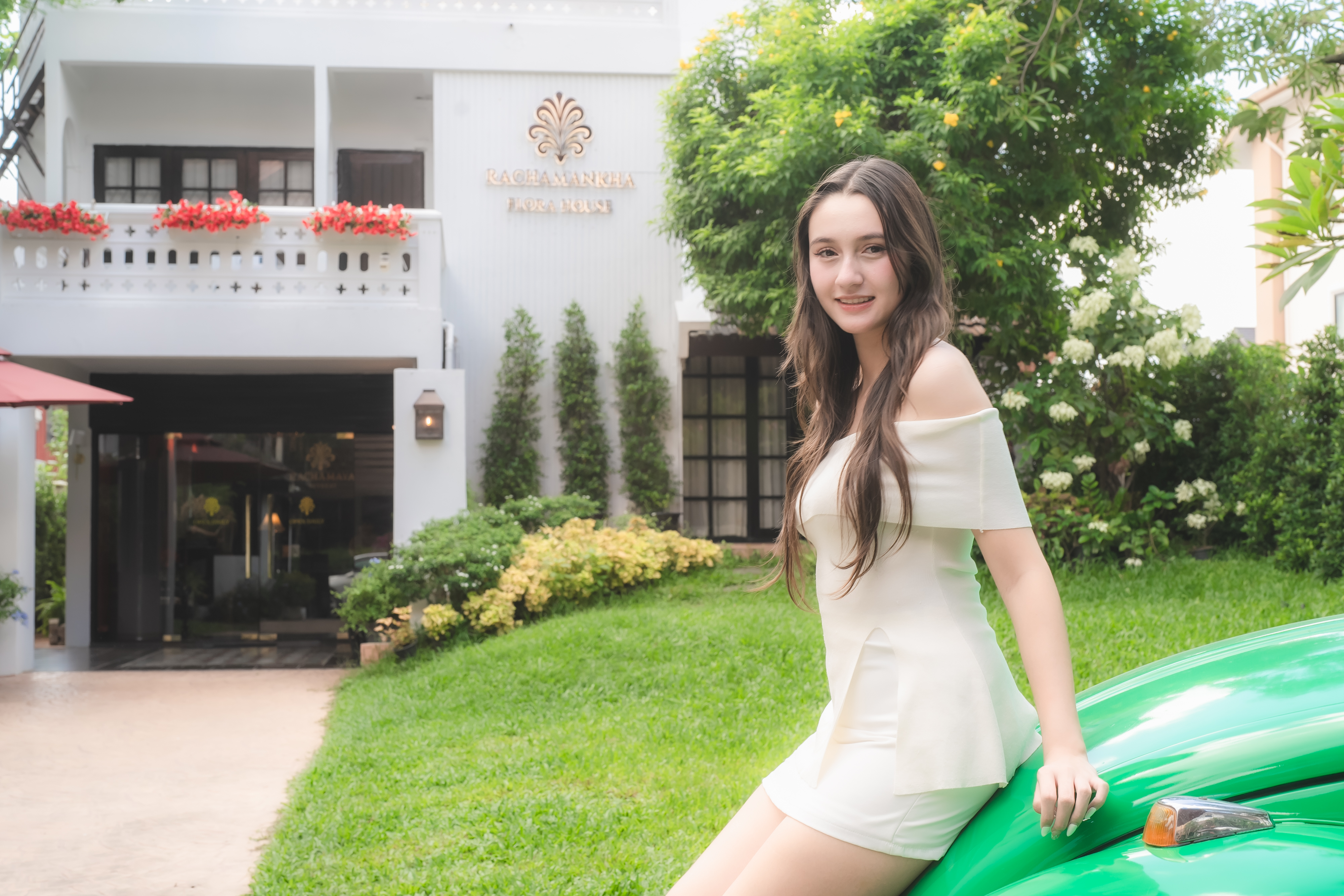 提供1晚RACHAMANHKA FLORA HOUSE酒店住宿