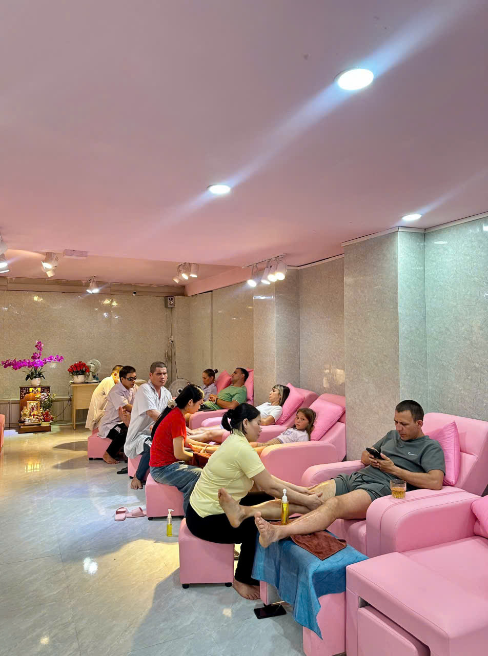  레오 블라인드 마사지(King Blind Massage)에서 60분 마사지 2인 제공 