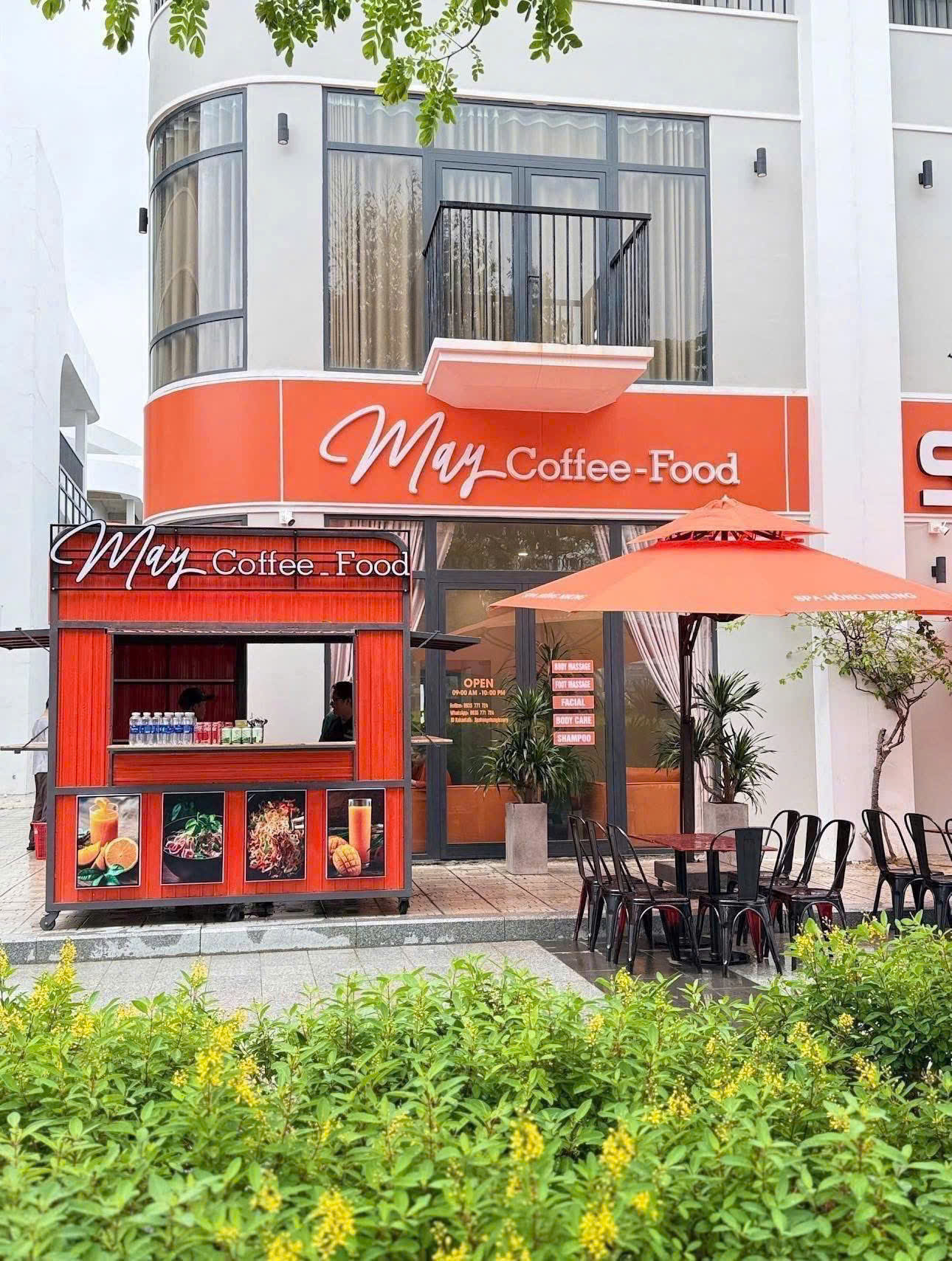  Nhận voucher 300.000đ khi đến trực tiếp trải nghiệm tại May Restaurant Coffee and Food