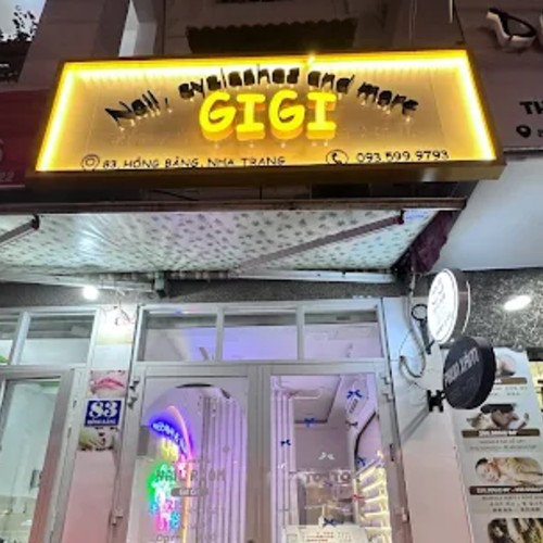  지지 네일샵에서 선택 가능한 네일 케어 2개 패키지.