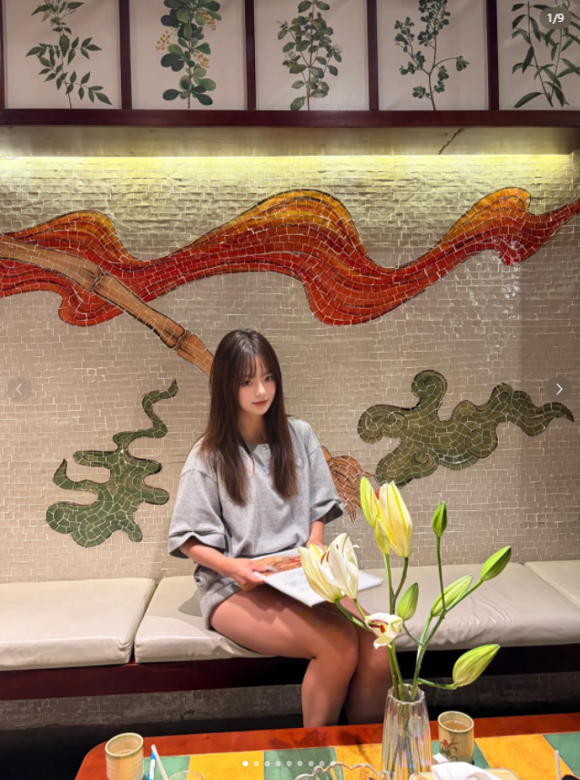 胡志明Ha spa店提供2张体验券：身体按摩 60 分钟 + 洗头 45 分钟 + 桑拿 + 简餐，若一人到店，用一张体验券