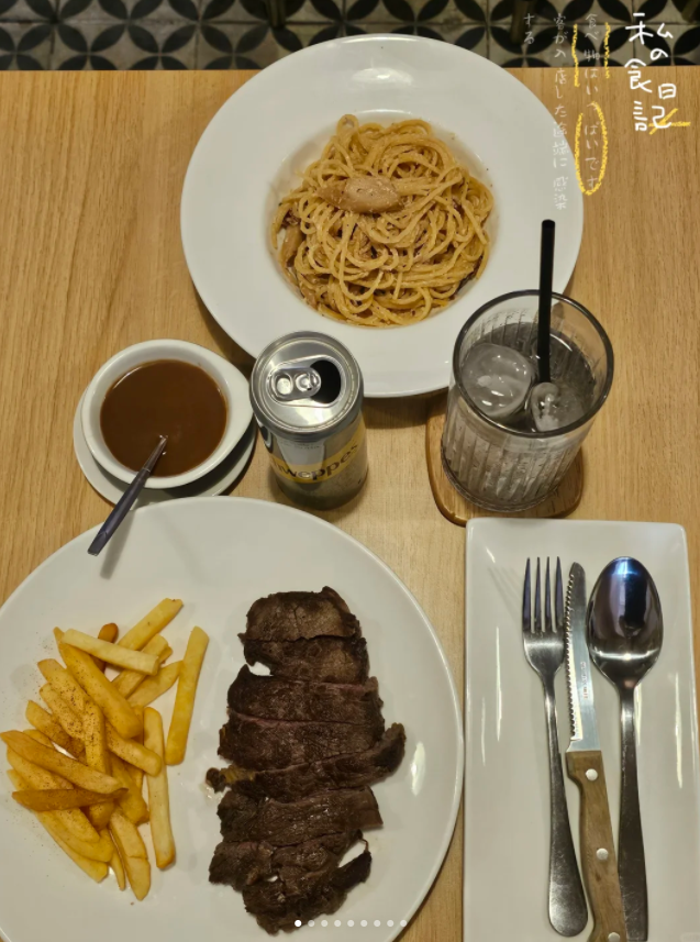 胡志明餐厅在 The Olive Steakhouse 提供价值 700,000 越南盾的餐点（含税费）
